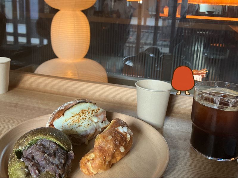 amam dacotanのパン3種とのっぺとコーヒー