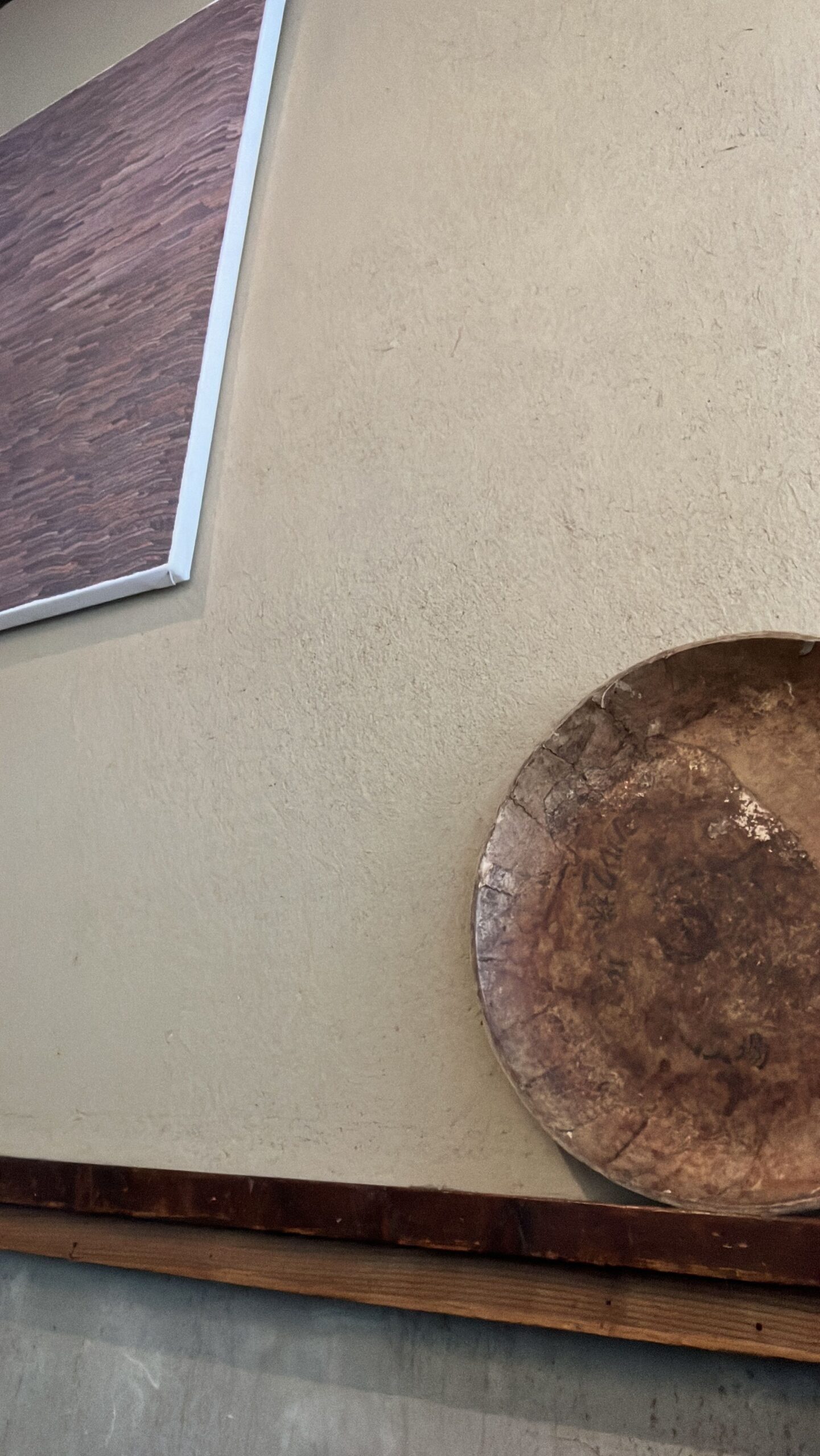 ha raの店内の壁の装飾