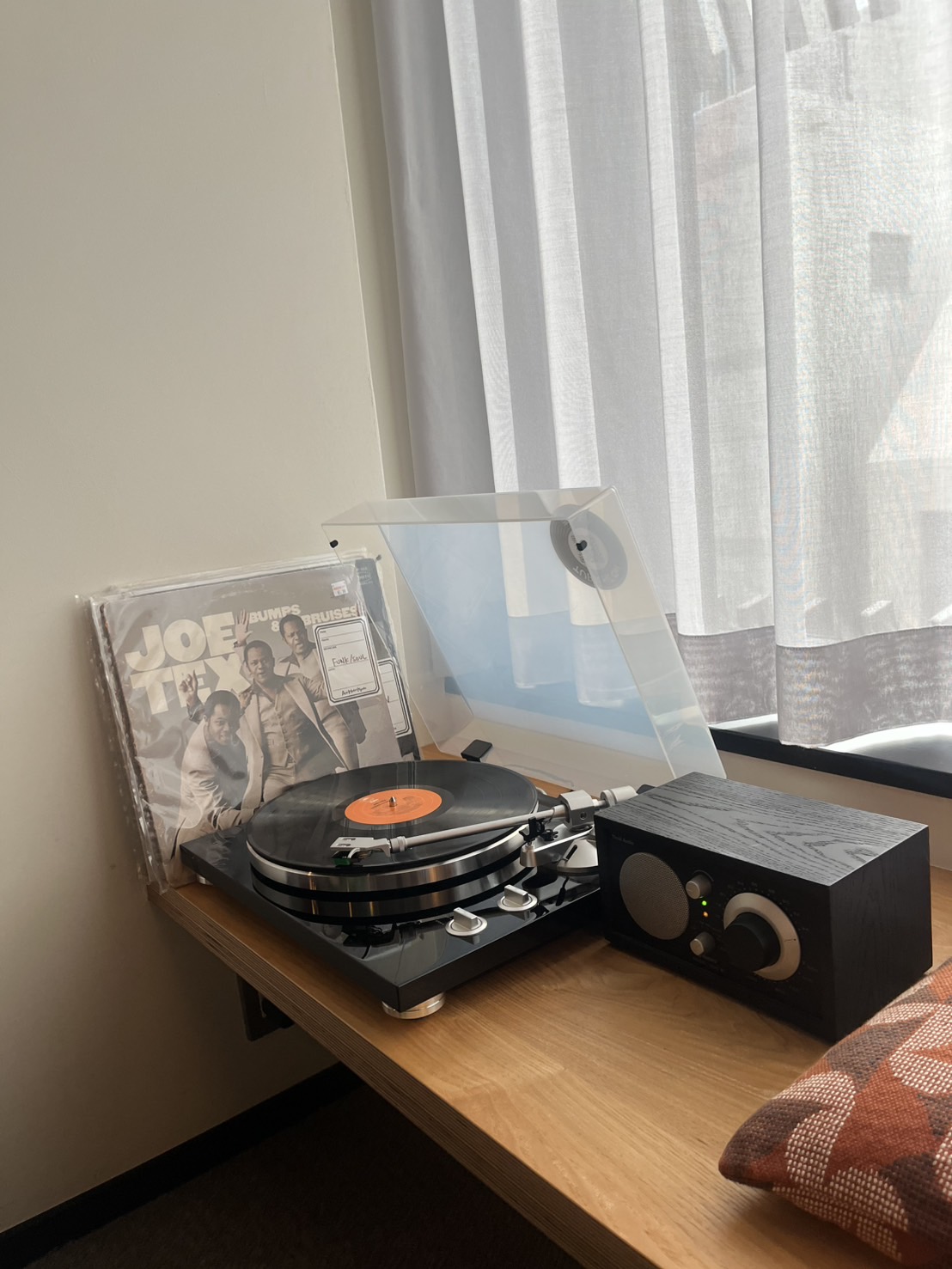 客室のレコードプレーヤー