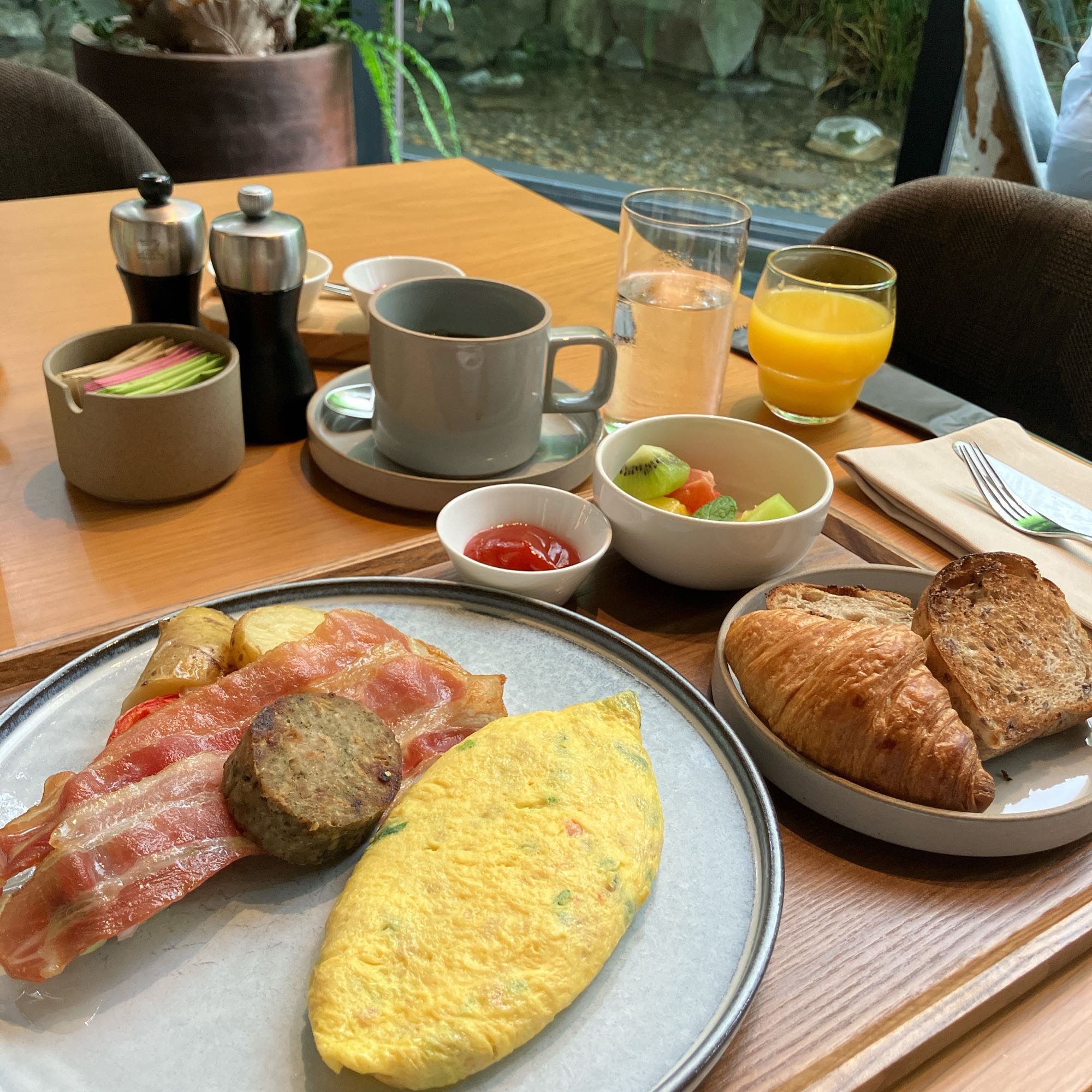 エースホテル京都の朝食アメリカンスタイルブレックファスト