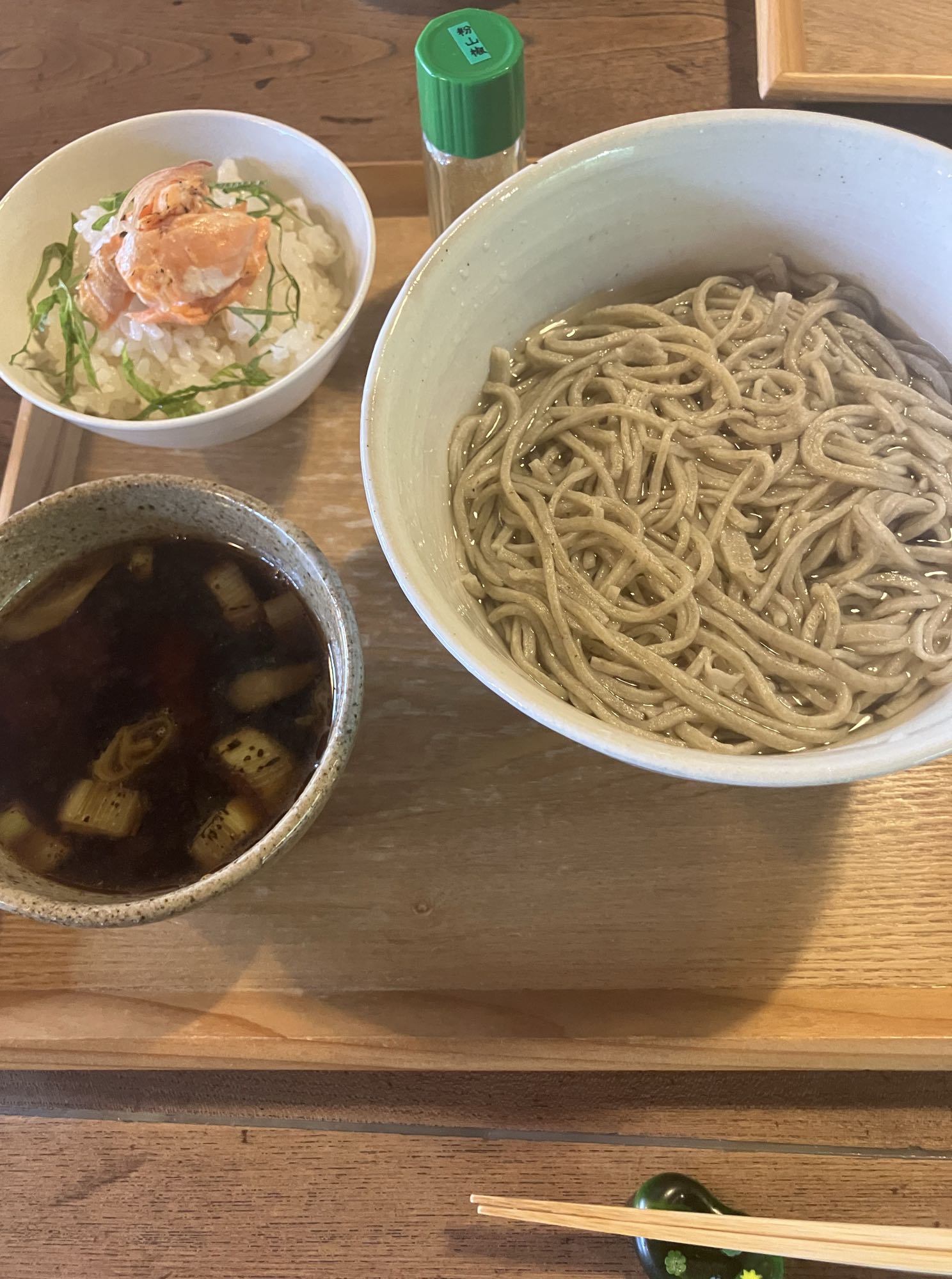 あじき堂の軍鶏そばとのっけ寿司