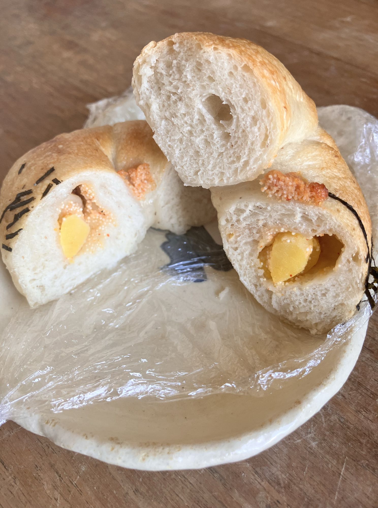 smilingly bagelの明太ポテトの断面