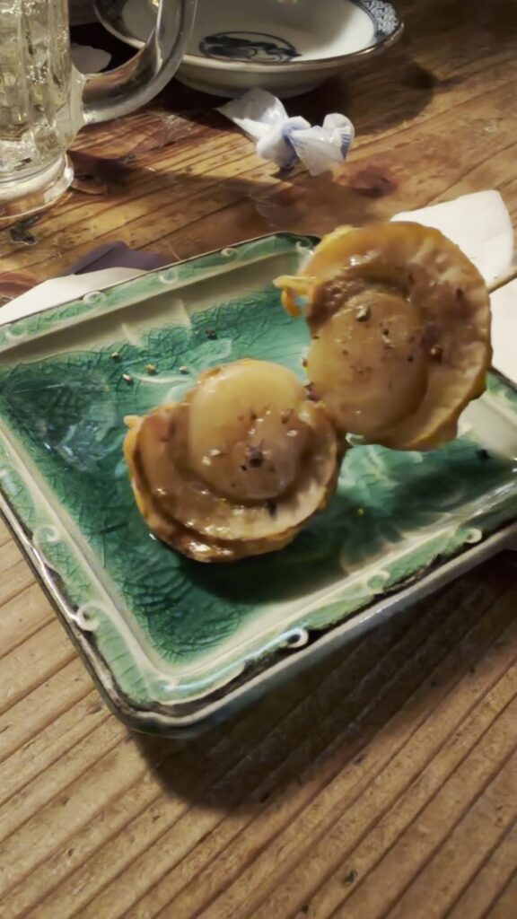 こうちゃんの黒こしょうをふったホタテ焼き